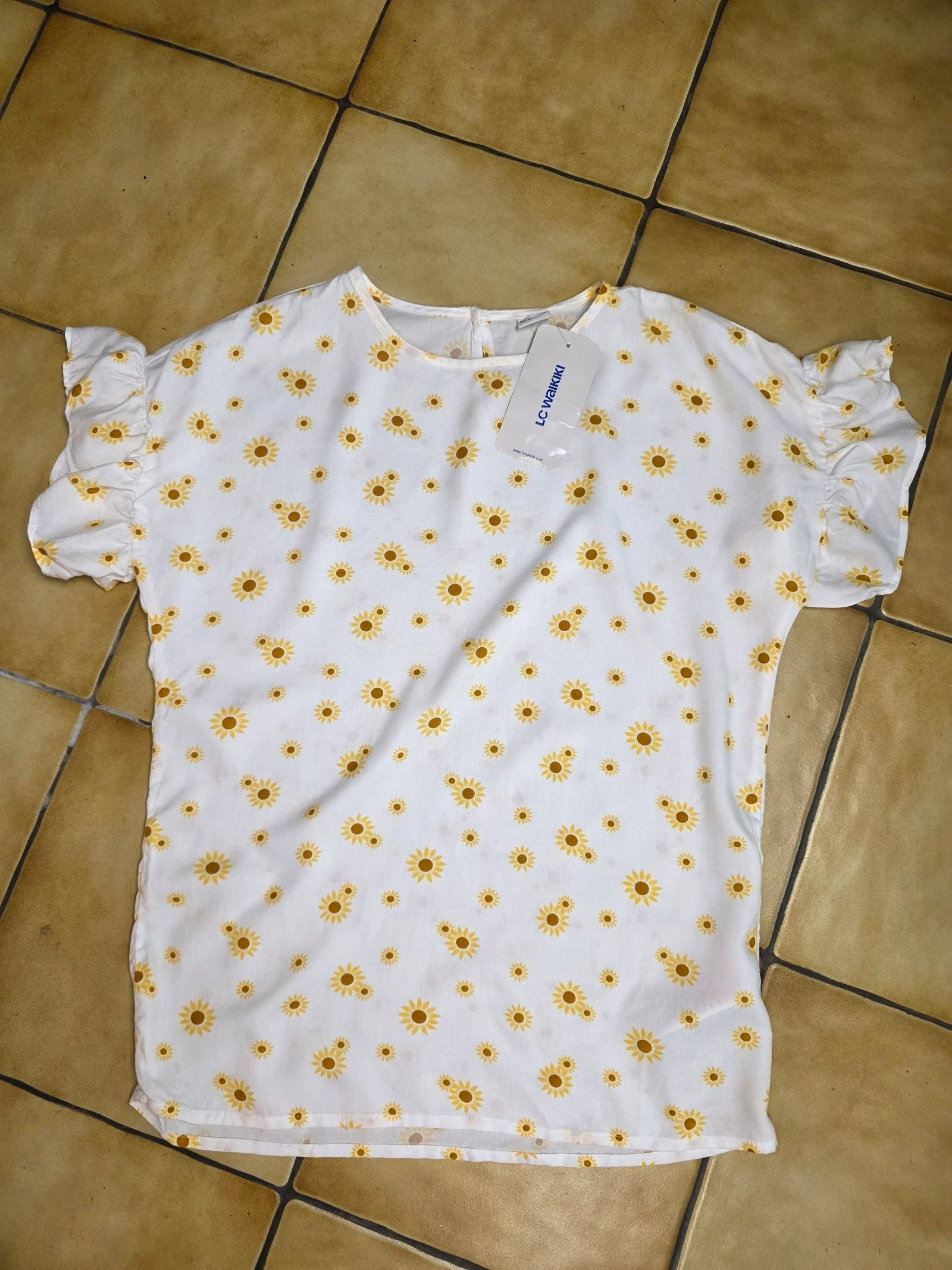Blusa top branca com estampa de girassóis LC Waikiki tamanho S / M (36/38) nova com etiqueta – photo 6